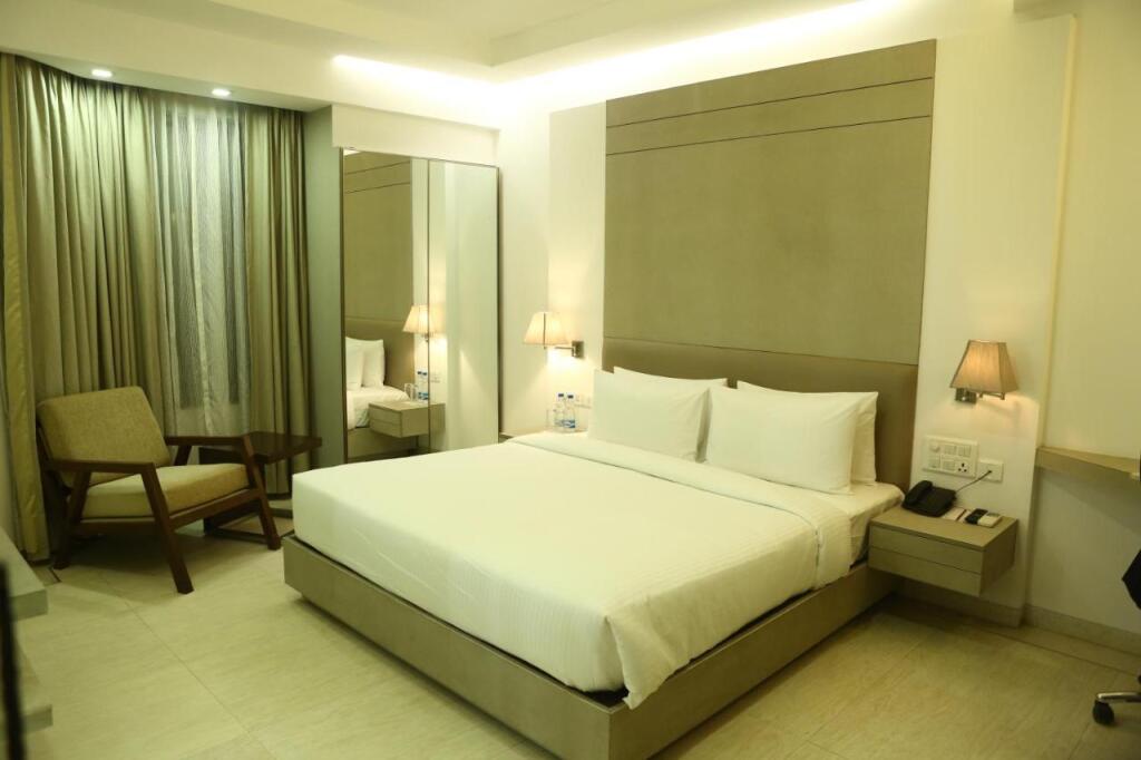Keys Lite by Lemon Tree Hotels, Mayfield, Gurugram — фото 1