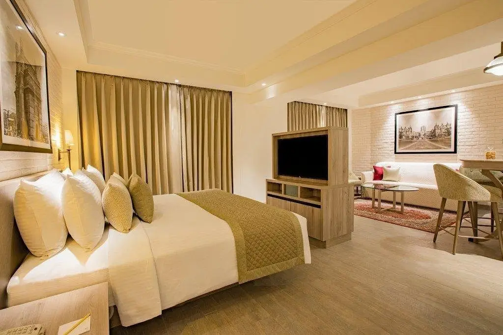 Мумбаи: Lemon Tree Premier Malad Mumbai