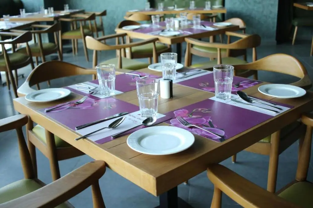 Вапи: Regenta Central Harsha