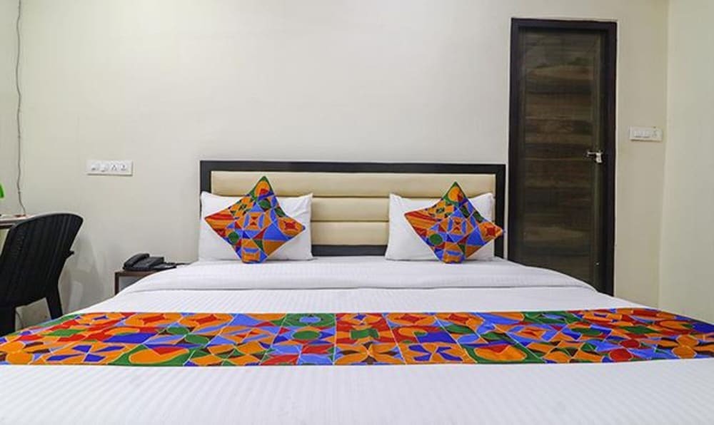 Колката: Fabhotel Paradise Park