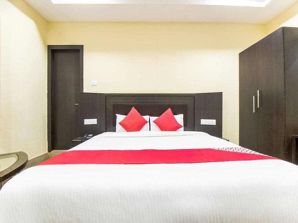 Пурния: OYO 33503 Hotel Holiday international