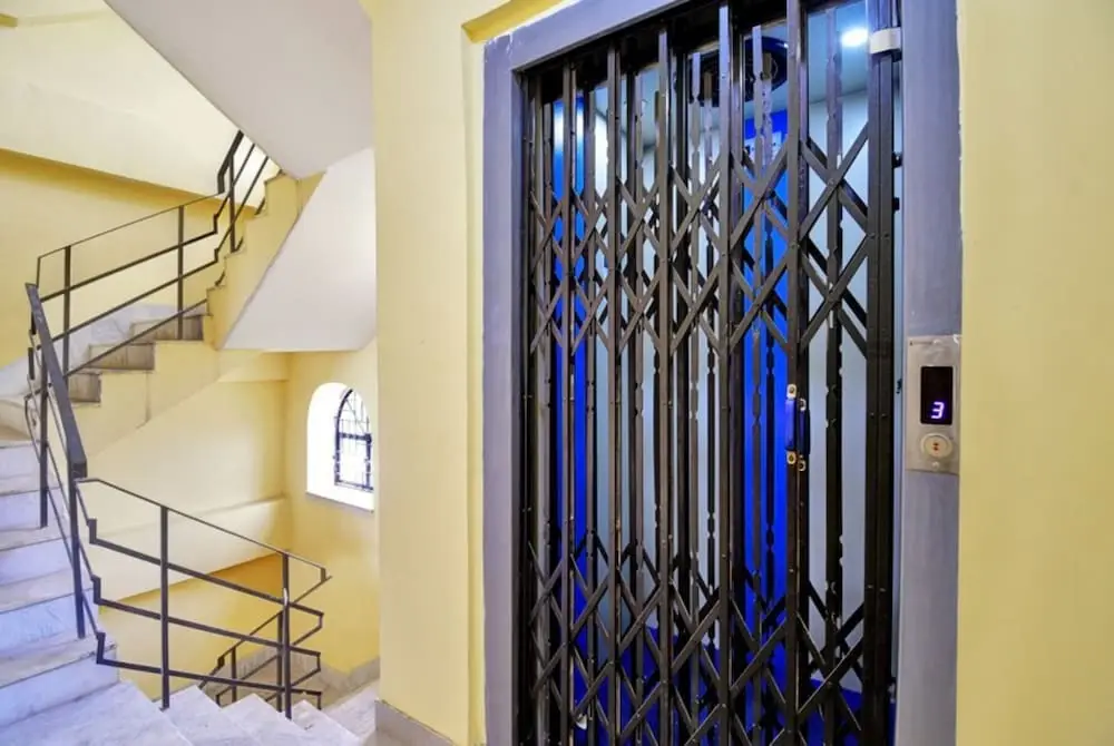 Колката: Goroomgo Hotel Shree Kolkata