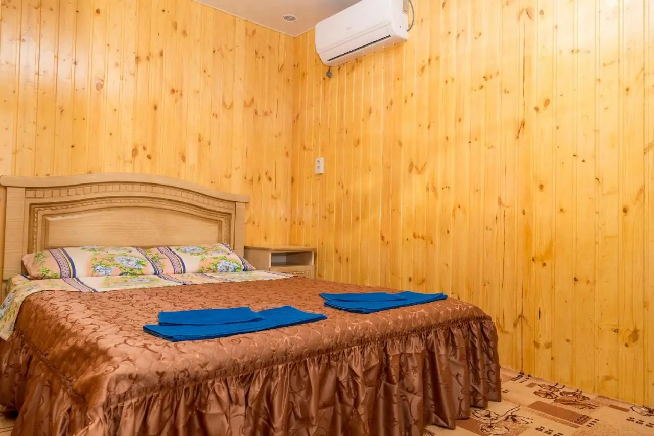 Витязево: Guest house Mishel