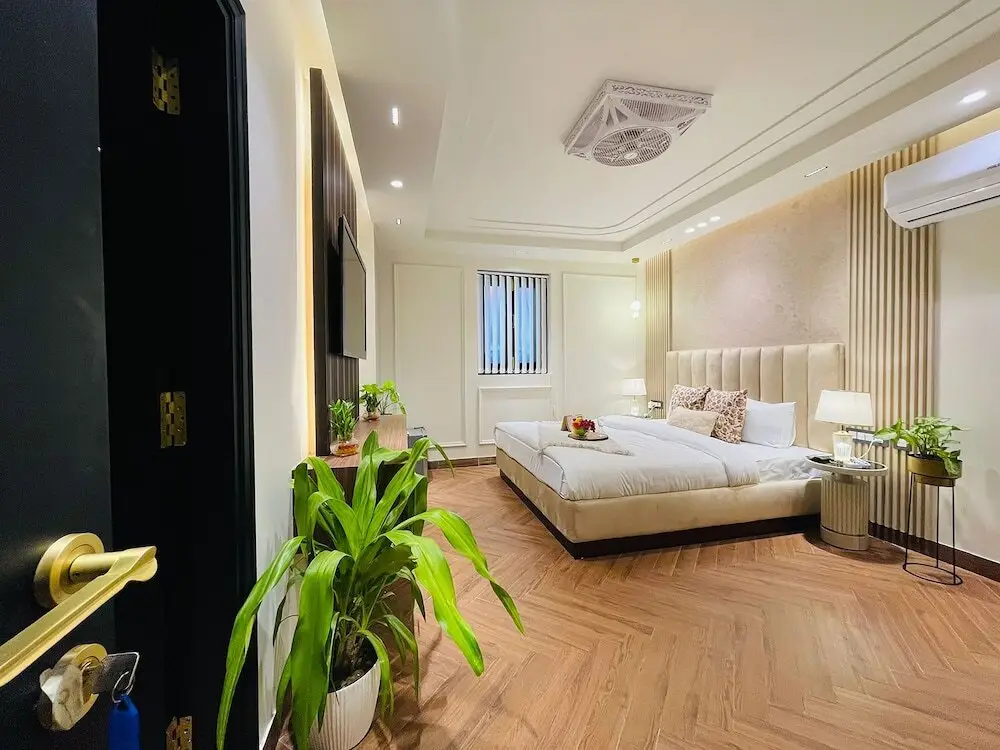 Нью-Дели: Roomshala 134 Premium Rooms Saket