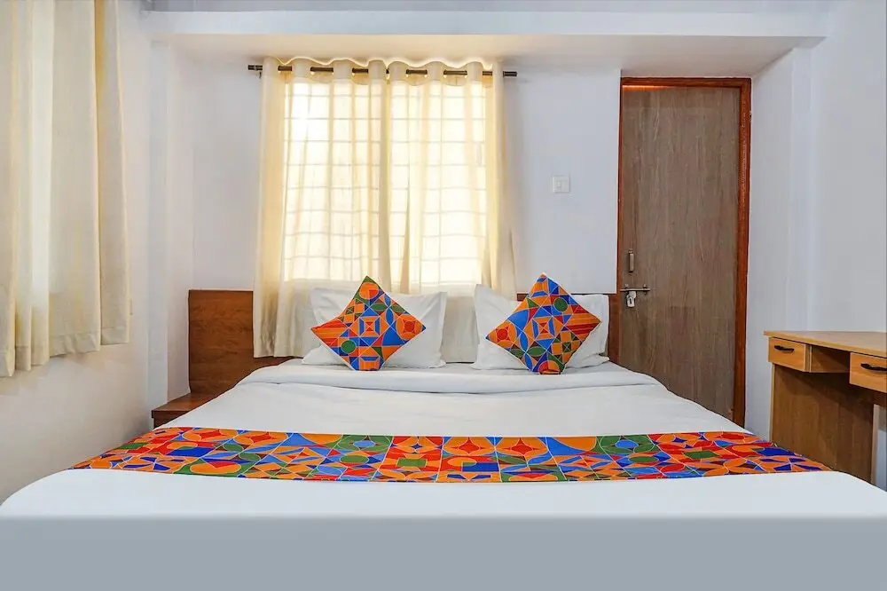 Пуна: Fabhotel Lake View