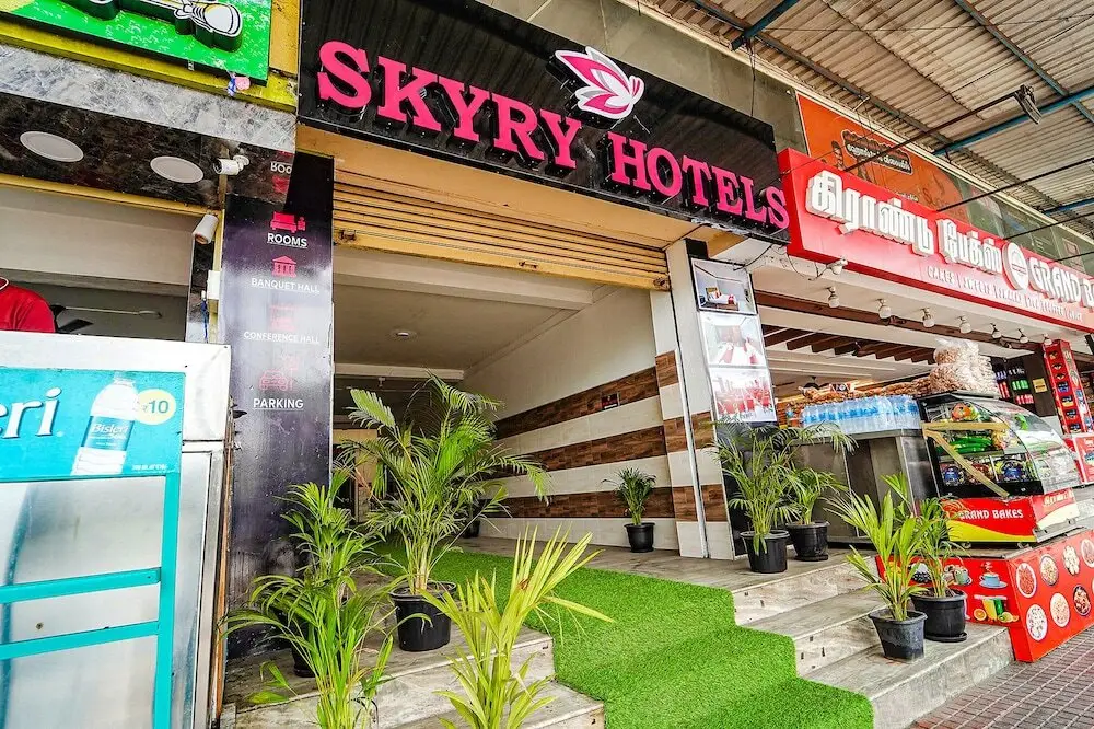 Fabhotel Skyry I — фото 1