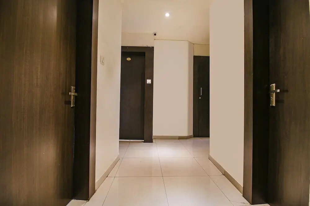 Бхопал: Fabhotel Royal Palace Ii