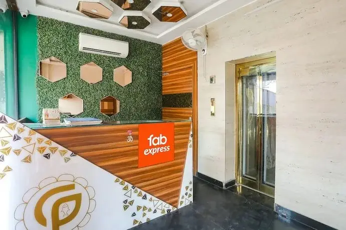 Fabexpress Paradise Inn — фото 1