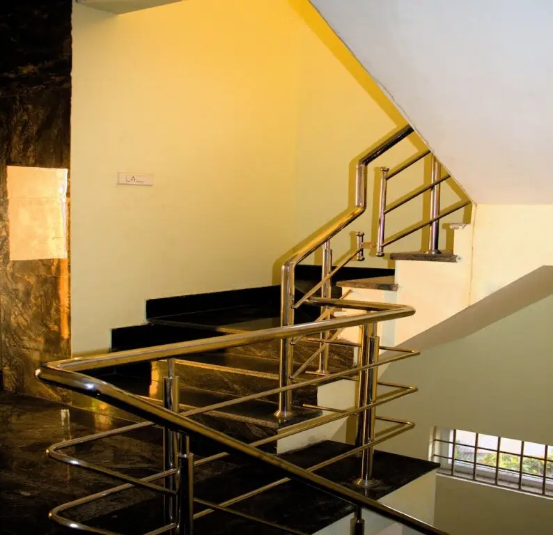 Маилам: CBR Guest House