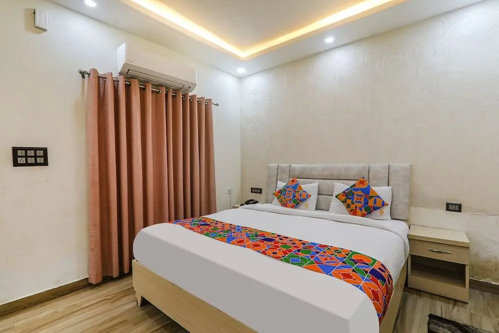 Лакхнау: Fabhotel Sky Awadh