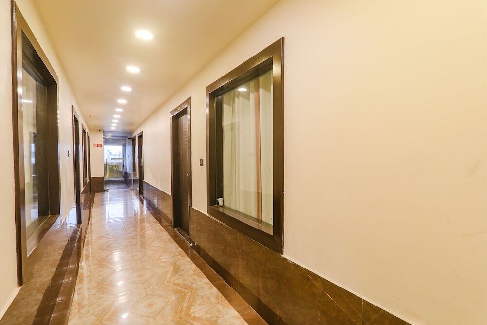 Лакхнау: Fabhotel Sky Awadh