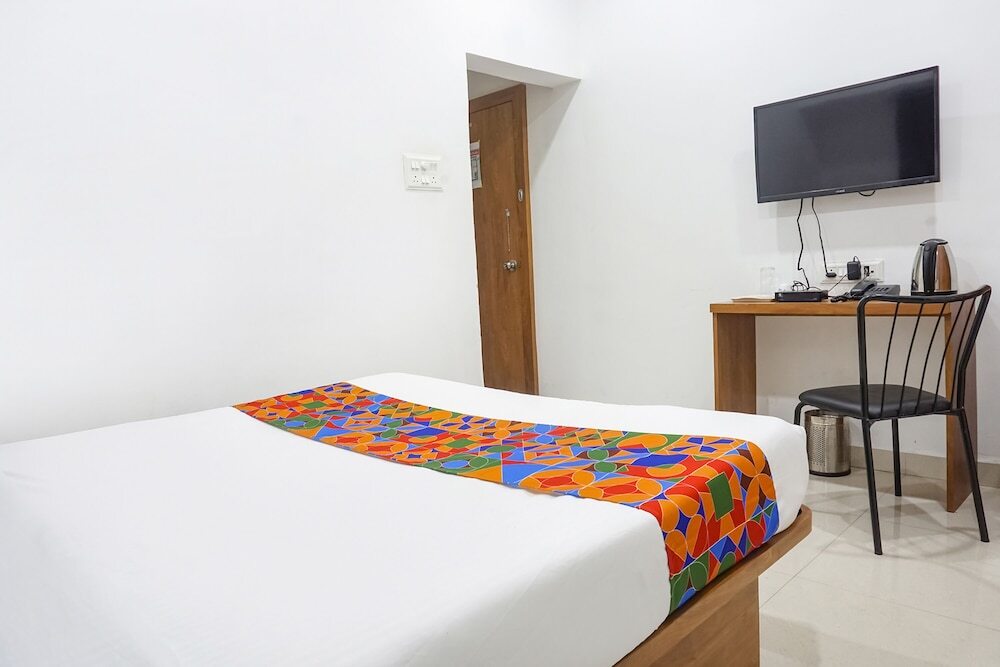 Пуна: Fabhotel White House Inn