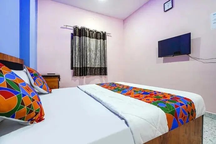 FabExpress Evaan Deluxe Rooms — фото 1