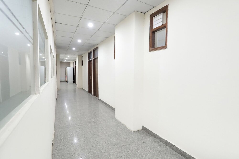 Нойда: Fabhotel A2S