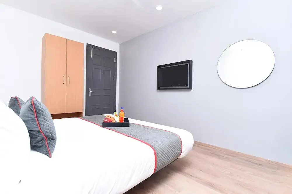 Нью-Дели: Roomshala 041 Hotel Sky Residency