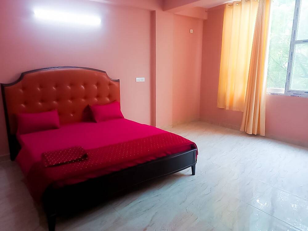 Нью-Дели: Roomshala 139 Hotel Rose Inn