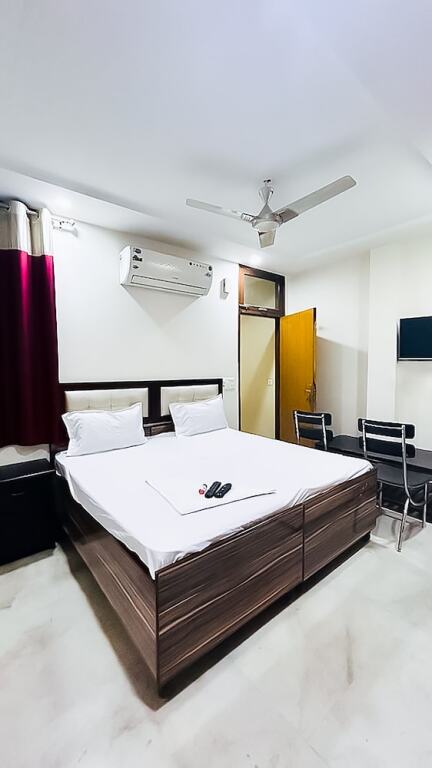 Нью-Дели: Roomshala 138 Hotel Tourist palace