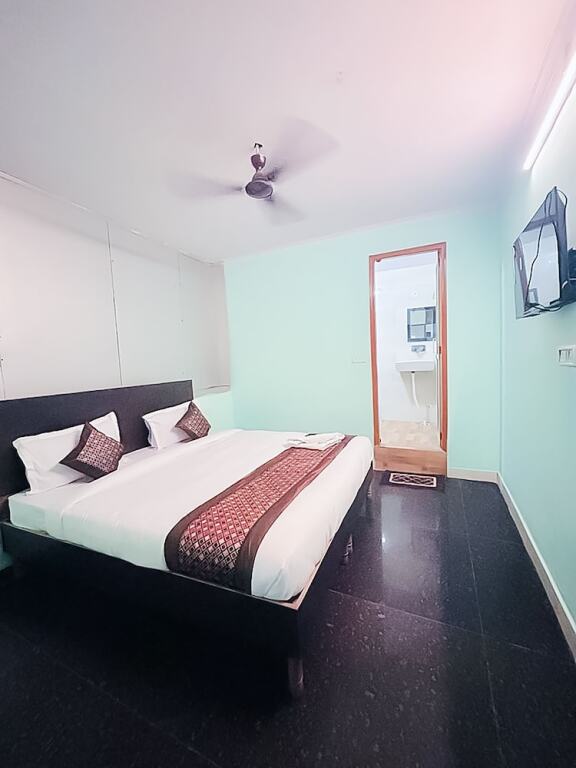 Нью-Дели: Roomshala 147 KD Plazav