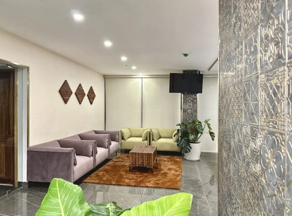Гуруваюр: The Habitat Suites