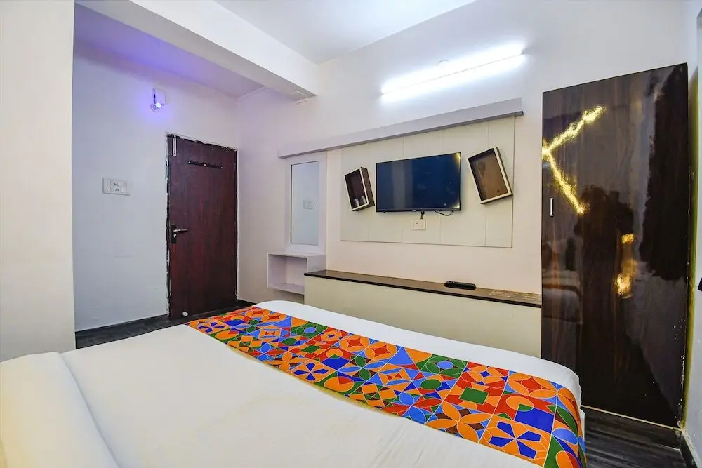 Колката: Fabhotel Green Leaf I