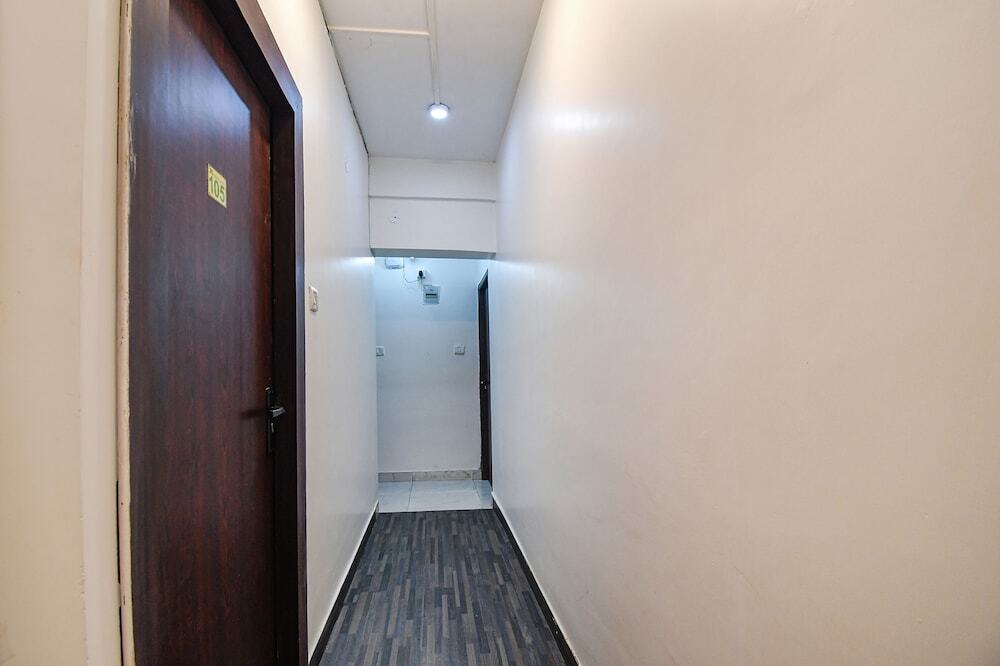 Колката: Fabhotel Green Leaf I