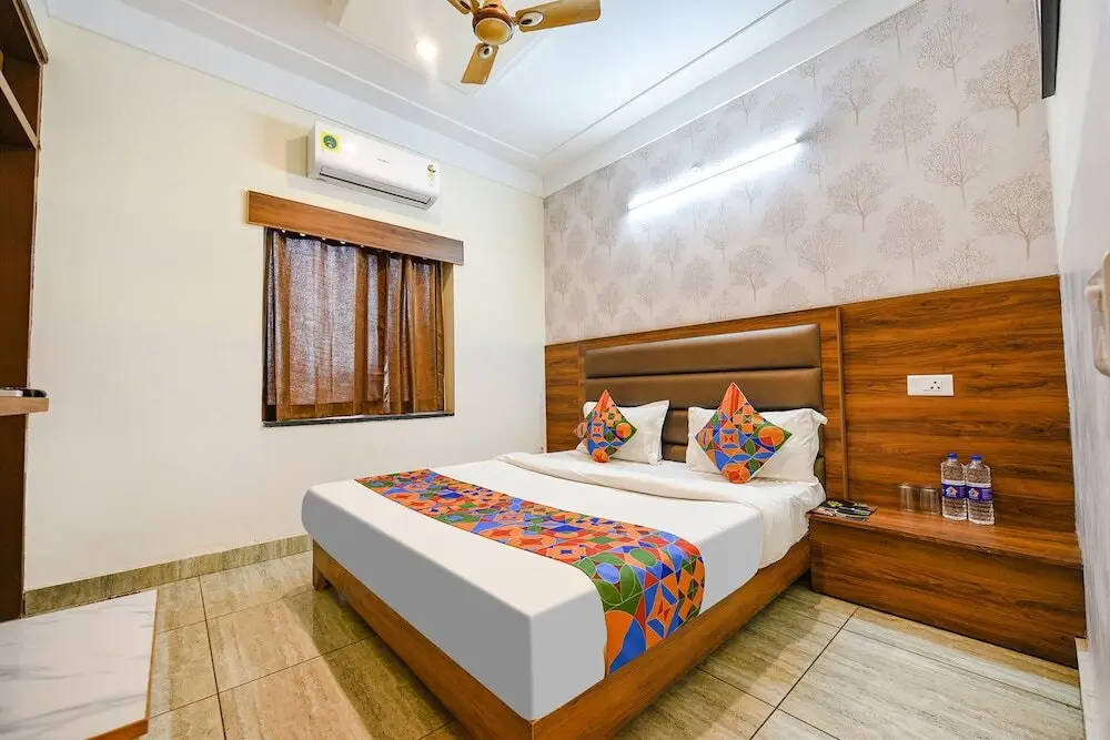 Дехрадун: Fabhotel 4 Seasons