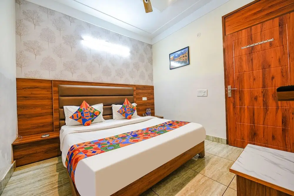 Дехрадун: Fabhotel 4 Seasons