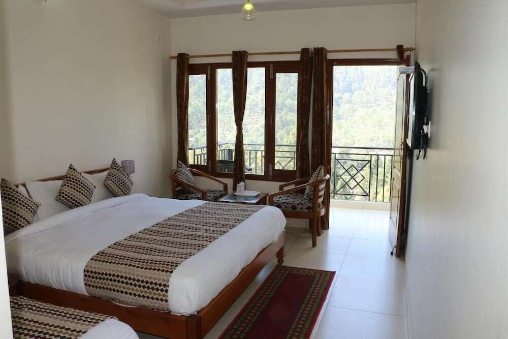 Наинитал: Hotel Apple Inn