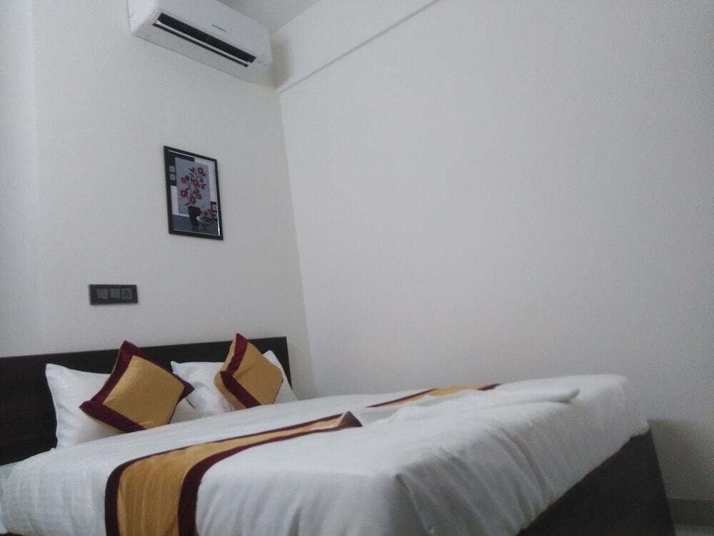 Бангалор: J K Inn Hotel - Urban Express