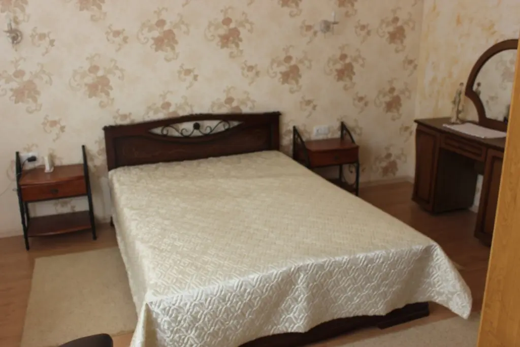 Евпатория: Гостевой Дом на Дувановской