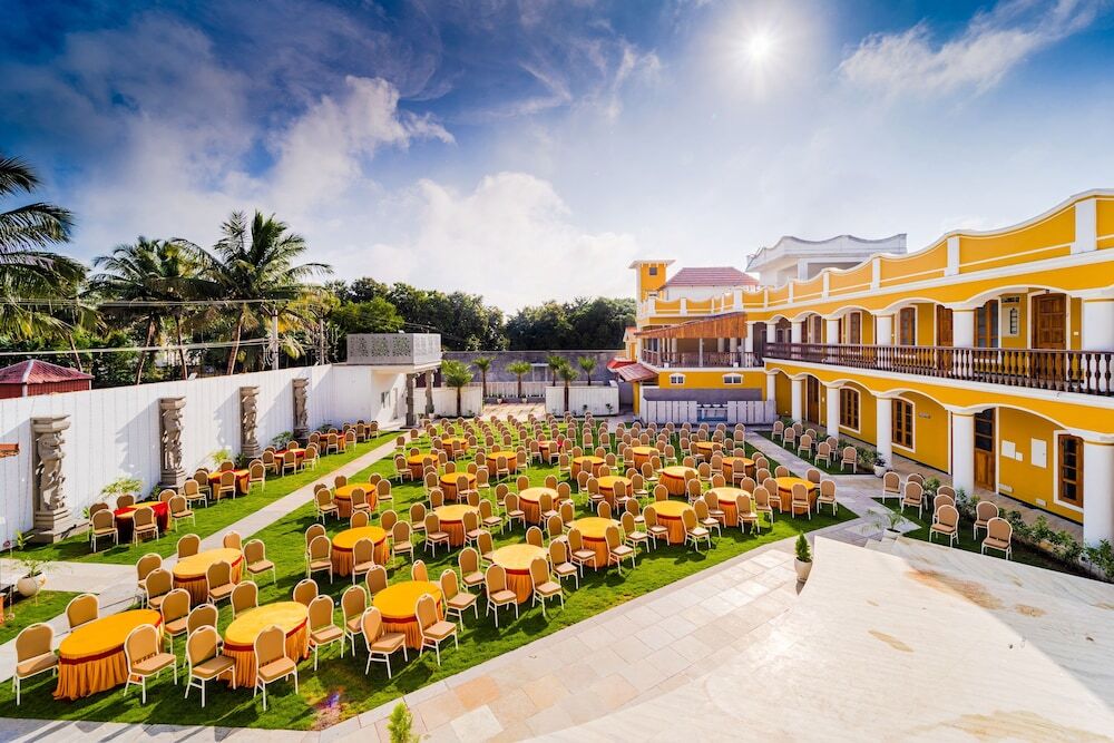 AR Phalazzo Resort and Banquets — фото 1