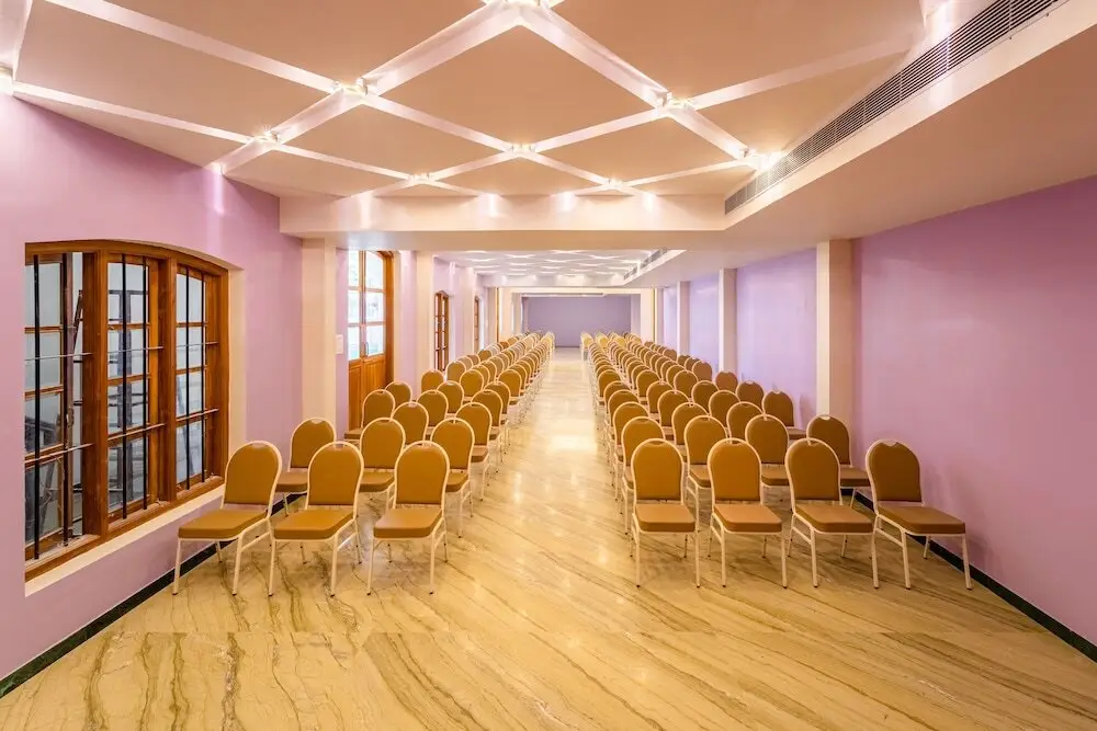 Пудучерри: AR Phalazzo Resort and Banquets