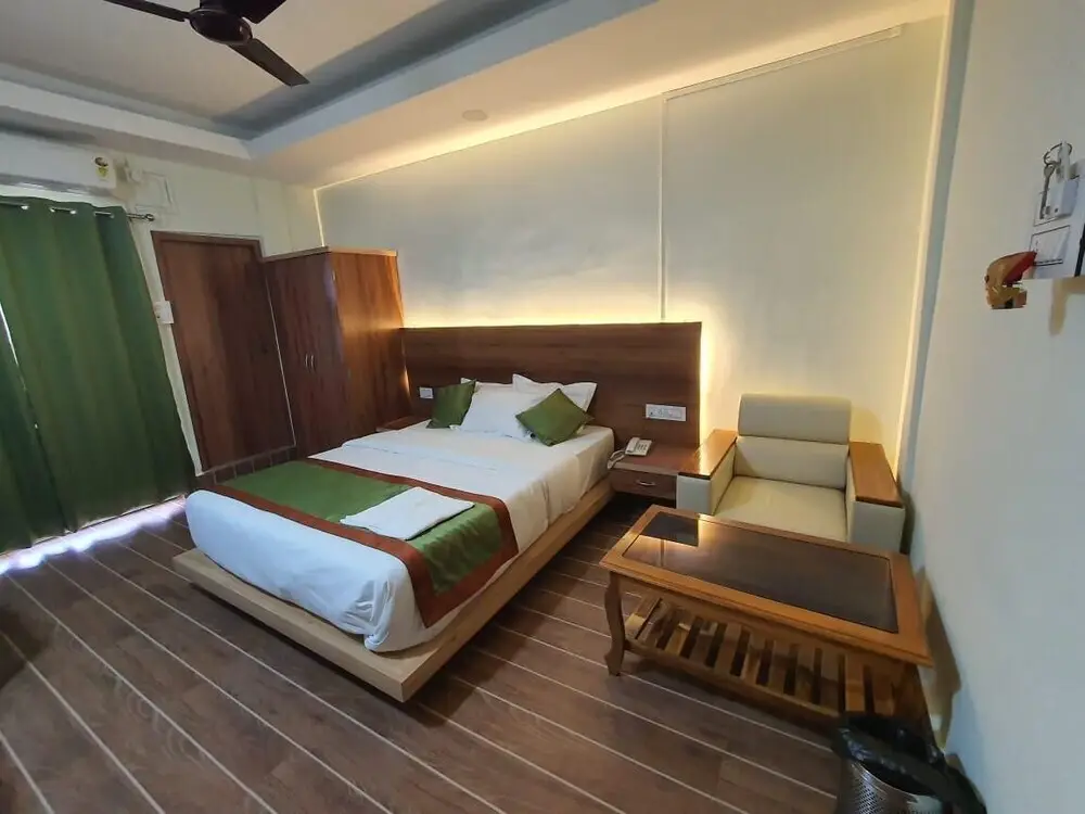Сибсагар: Hotel Deo Volente