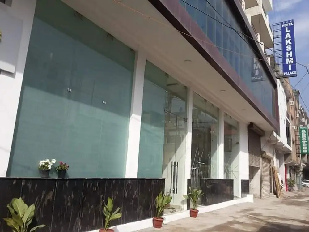 Hotel Lakshmi Palace Unit of Hotels18 — фото 1