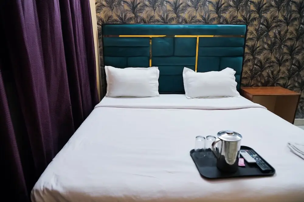 Нью-Дели: Roomshala 155 Hotel JPC