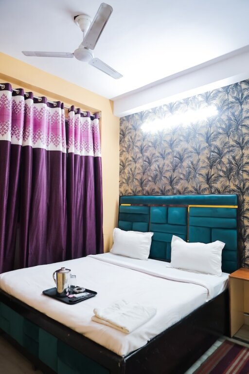 Нью-Дели: Roomshala 155 Hotel JPC