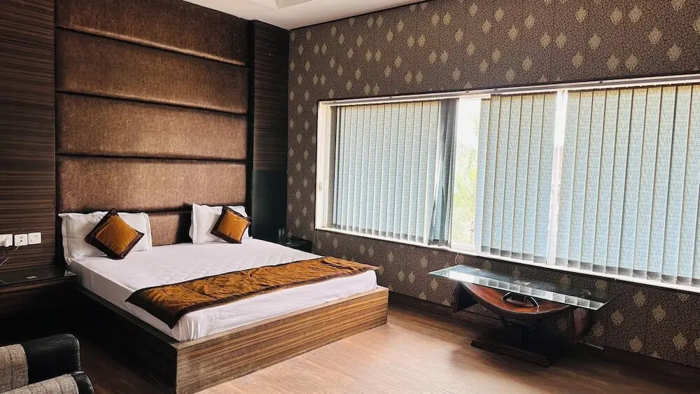 Наинитал: Hotel Riya Palace