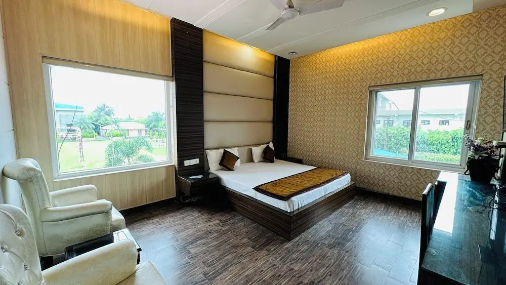Наинитал: Hotel Riya Palace