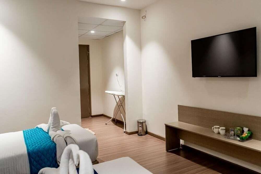 Хидерабад: Casa Hotels and Suites Gachibowli
