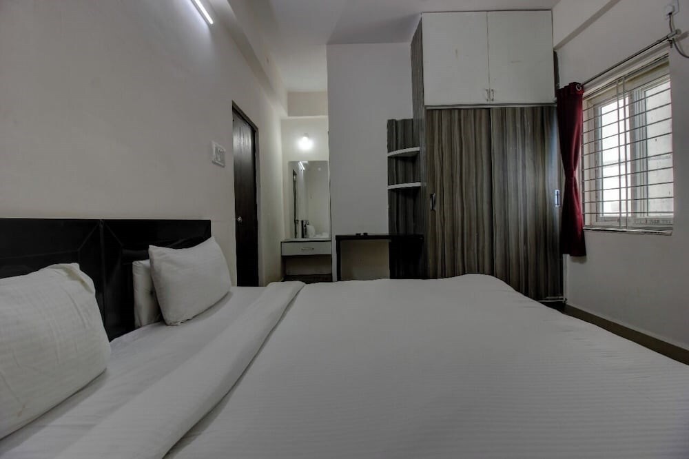 Хидерабад: iROOMZ RK Hospitality