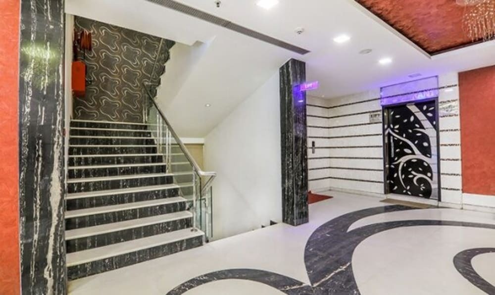 Fabhotel Singh Suites — фото 1