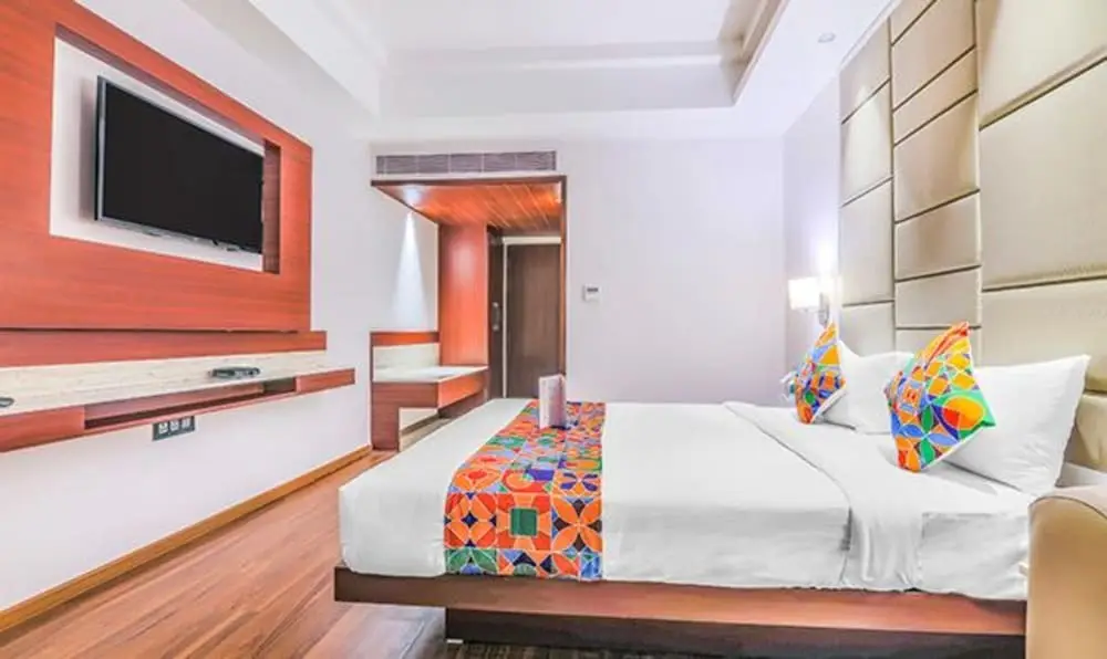 Бангалор: Fabhotel Aroma'S House