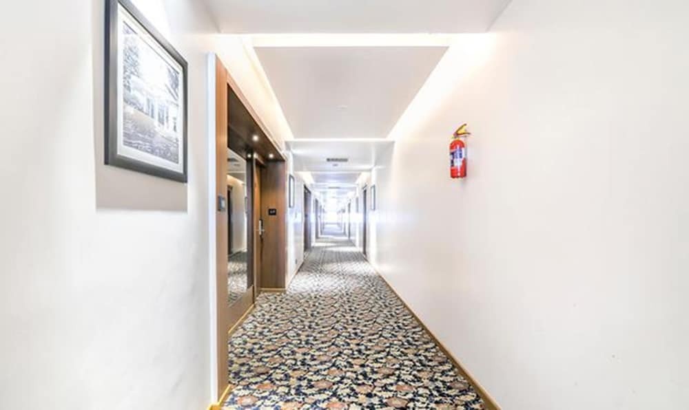 Бангалор: Fabhotel Aroma'S House