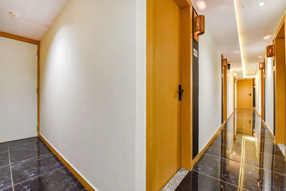 Сурат: Fabhotel Sky Palace