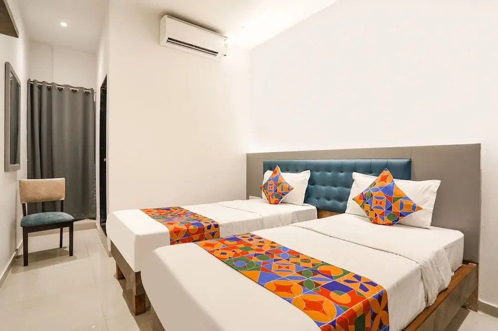 Нави-Мумбай: Fabhotel Jr Residency I