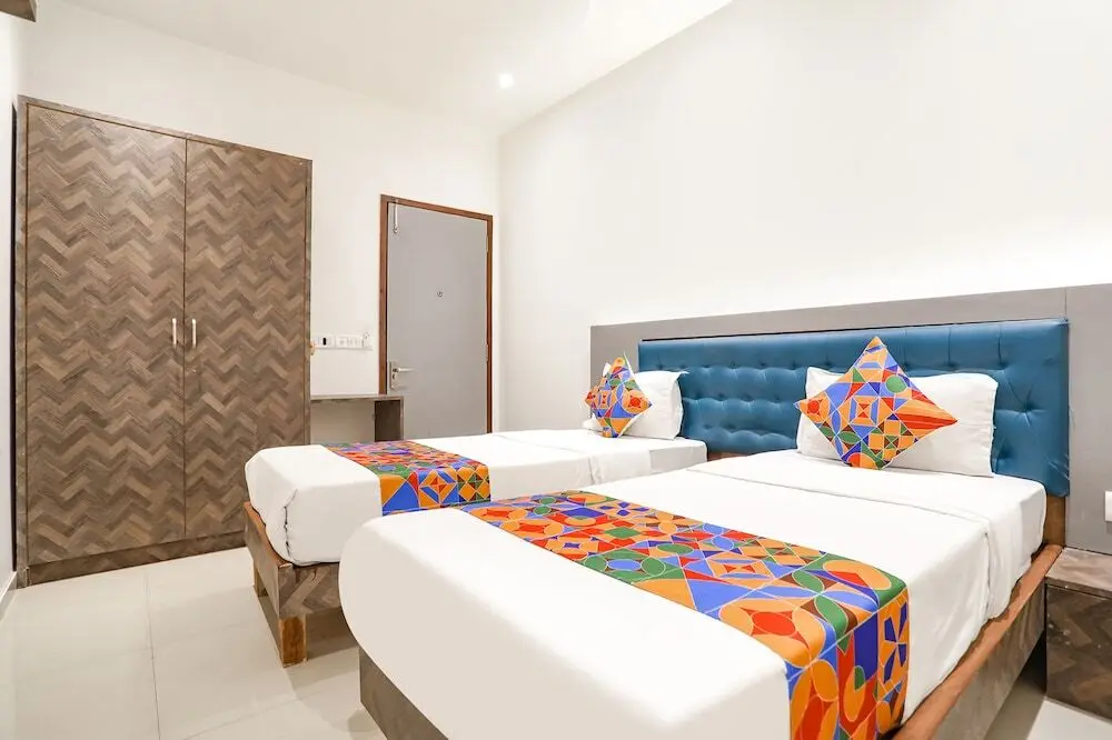Нави-Мумбай: Fabhotel Jr Residency I