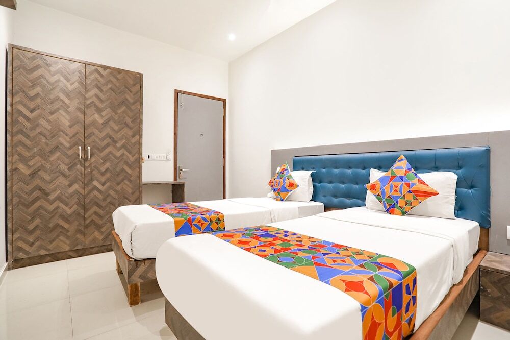 Нави-Мумбай: Fabhotel Jr Residency I