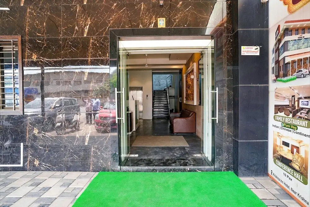 Fabhotel Krishna Inn — фото 1
