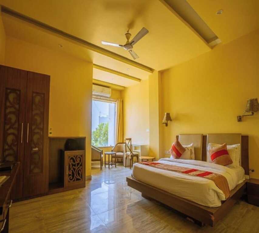 Мератх: Grand 5 Resort
