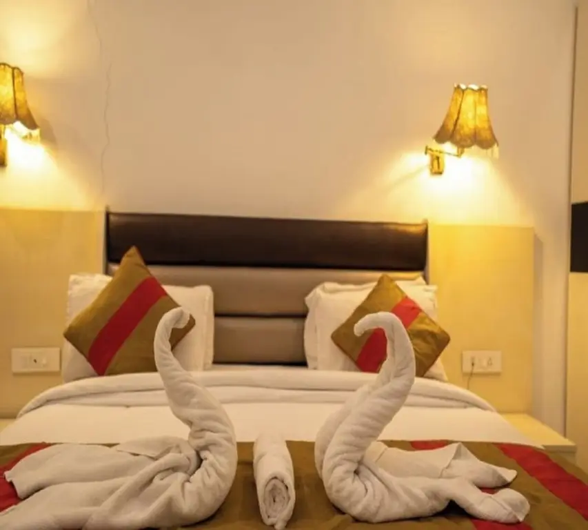 Мератх: Grand 5 Resort
